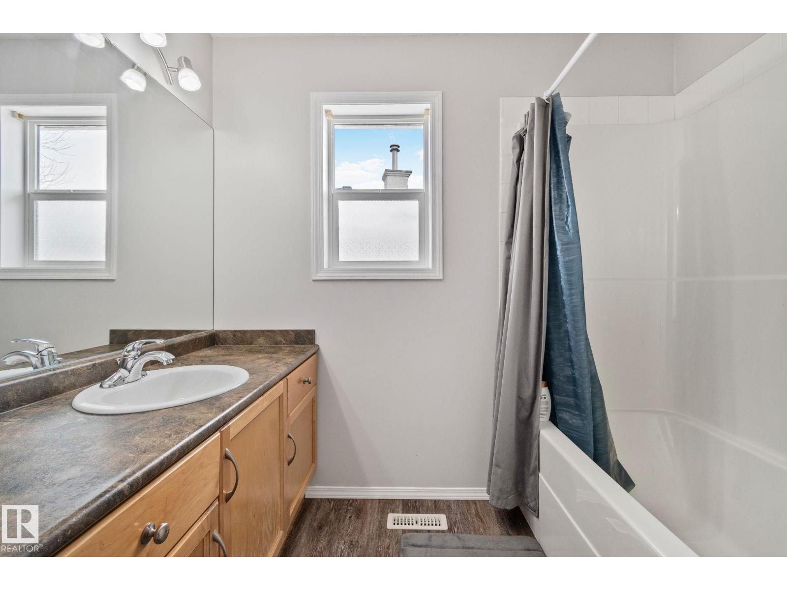 3711 161 AV NW, Edmonton