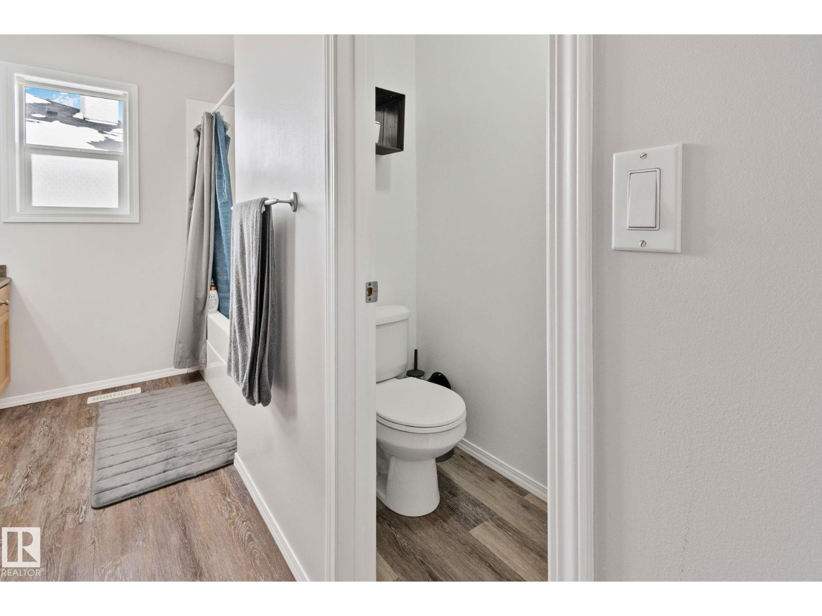 3711 161 AV NW, Edmonton