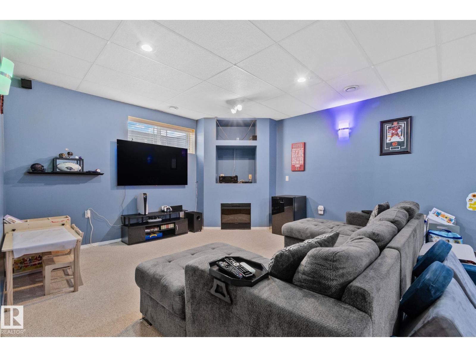 3711 161 AV NW, Edmonton