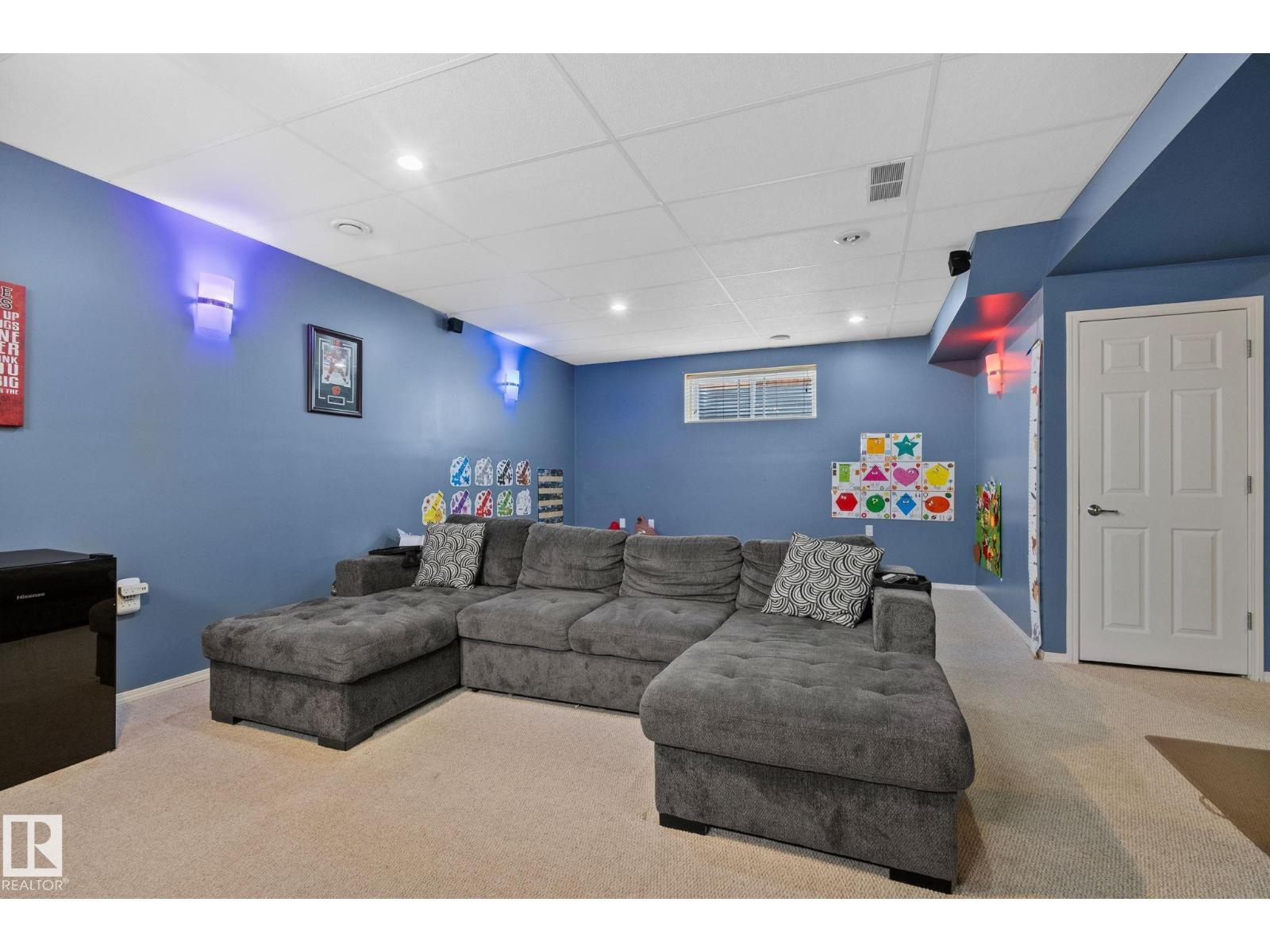 3711 161 AV NW, Edmonton