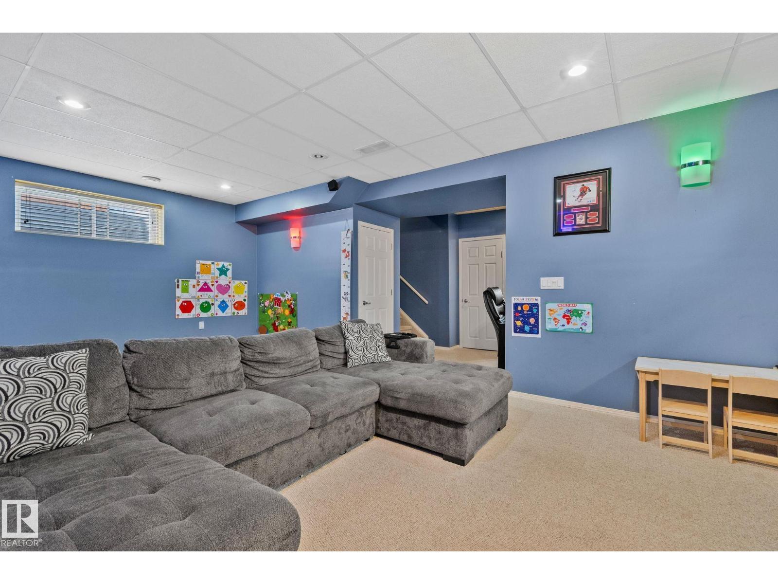 3711 161 AV NW, Edmonton