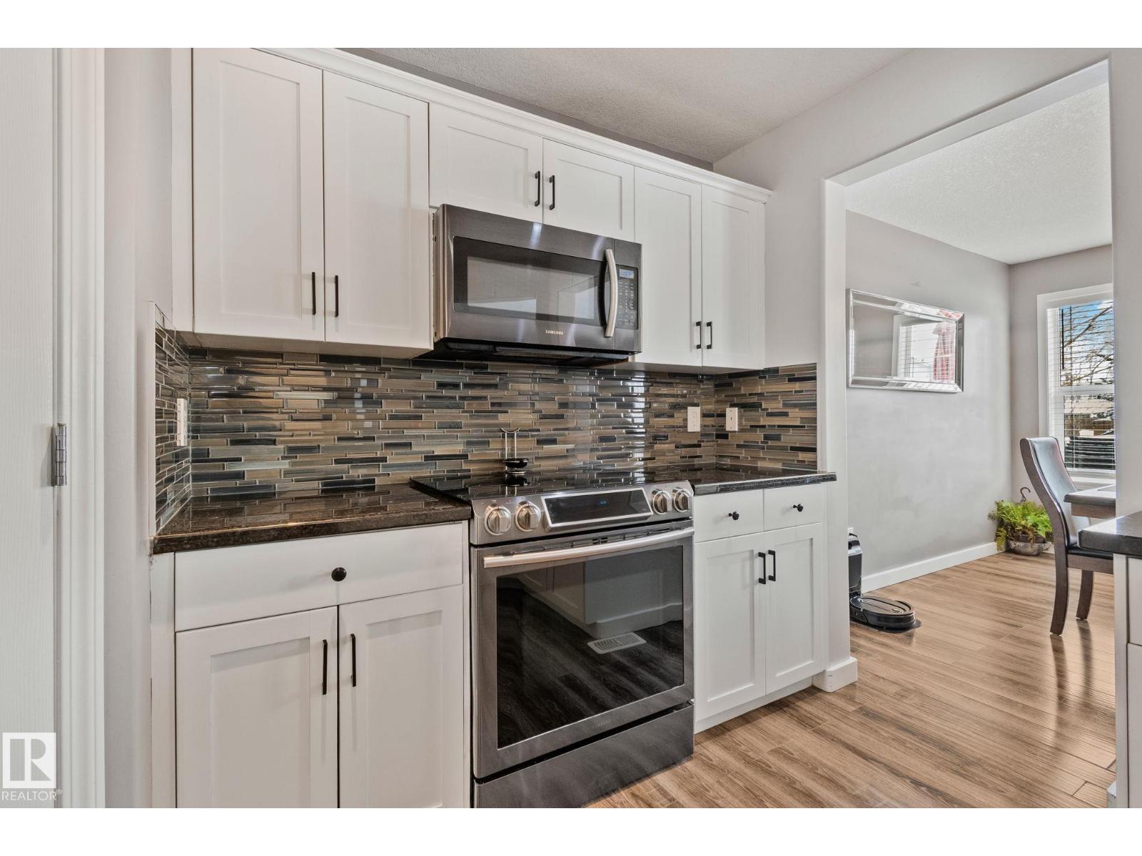 3711 161 AV NW, Edmonton