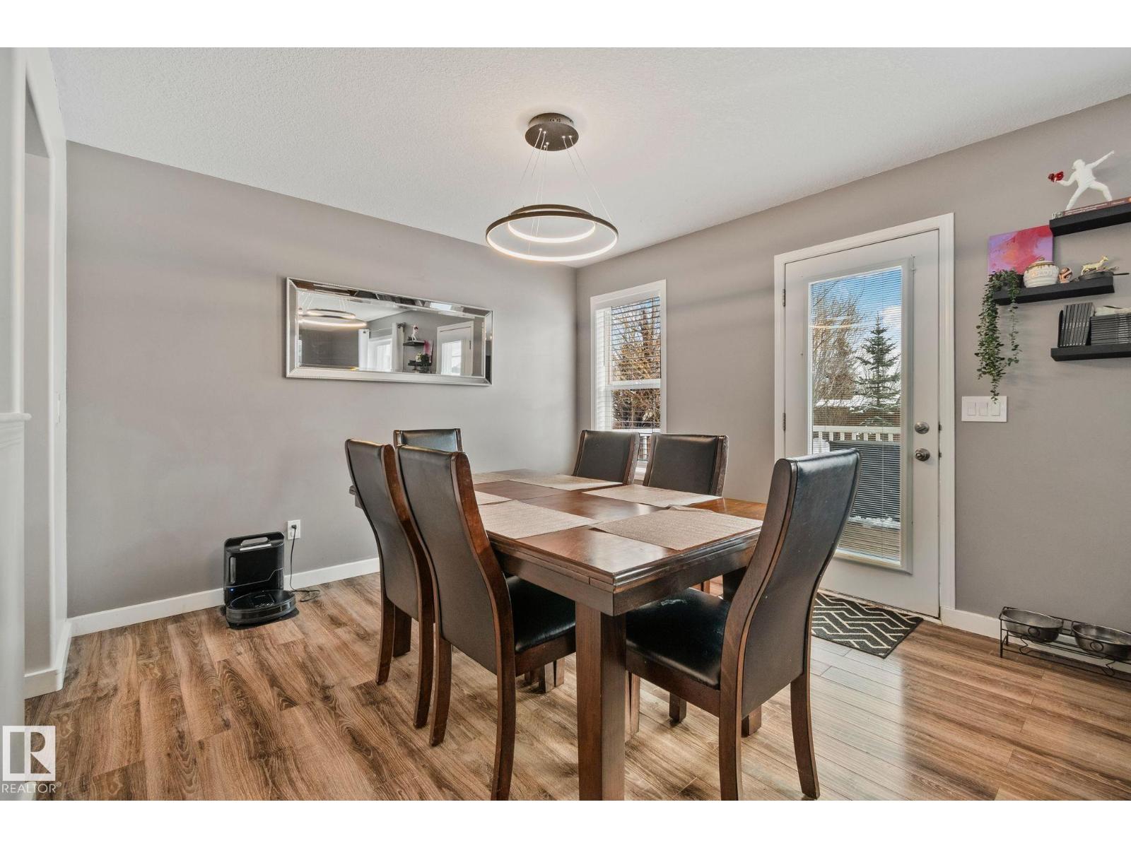 3711 161 AV NW, Edmonton