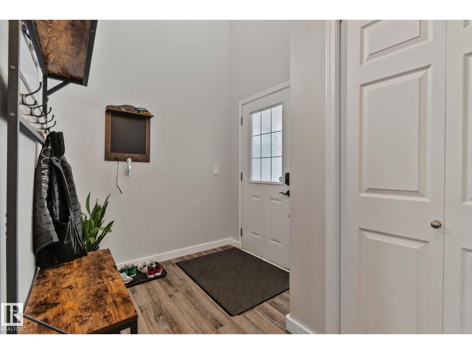 3711 161 AV NW, Edmonton