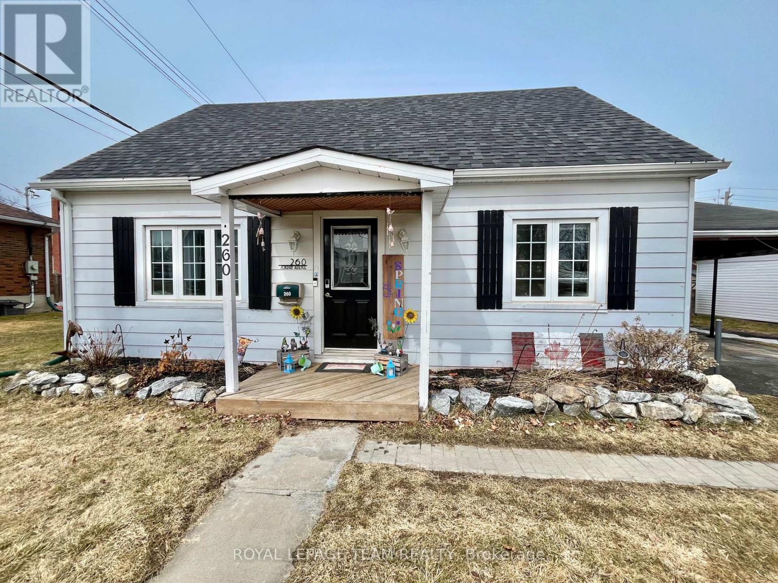 260 JORDAN AVENUE - 39