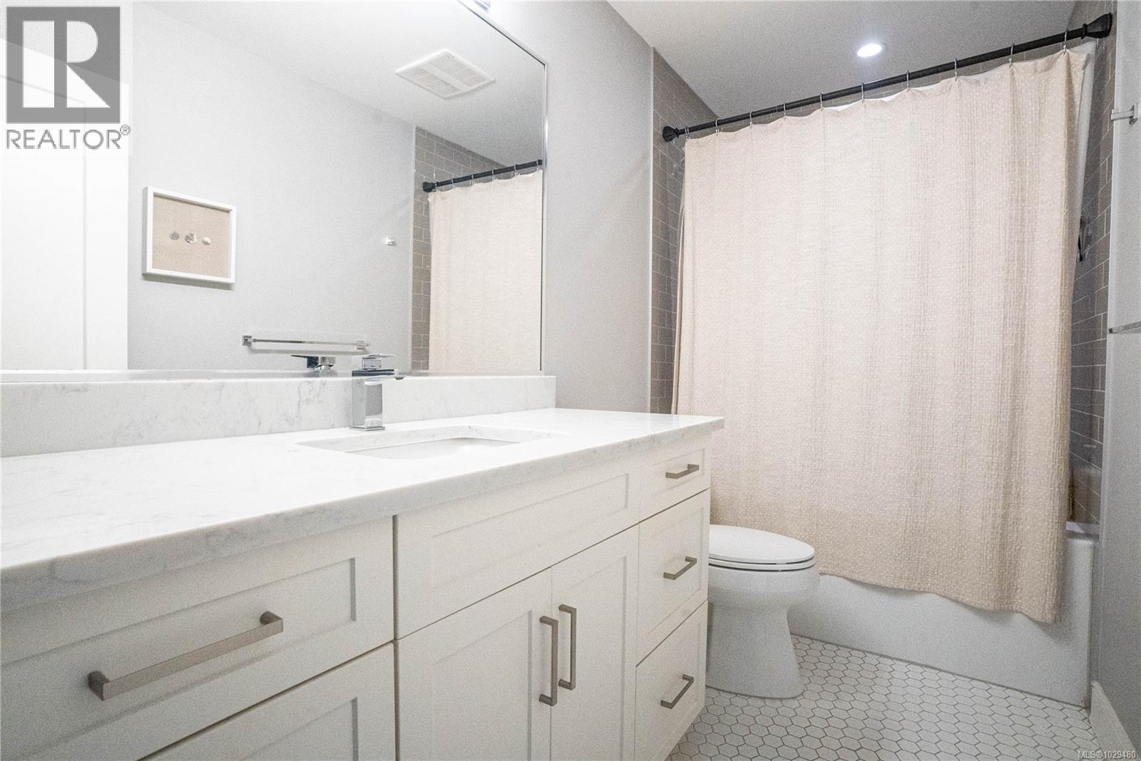 20 Avanti Pl, View Royal