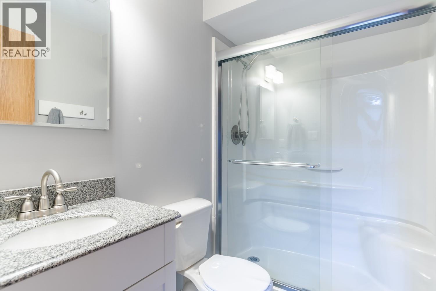 692 SUMMERS STREET - 30