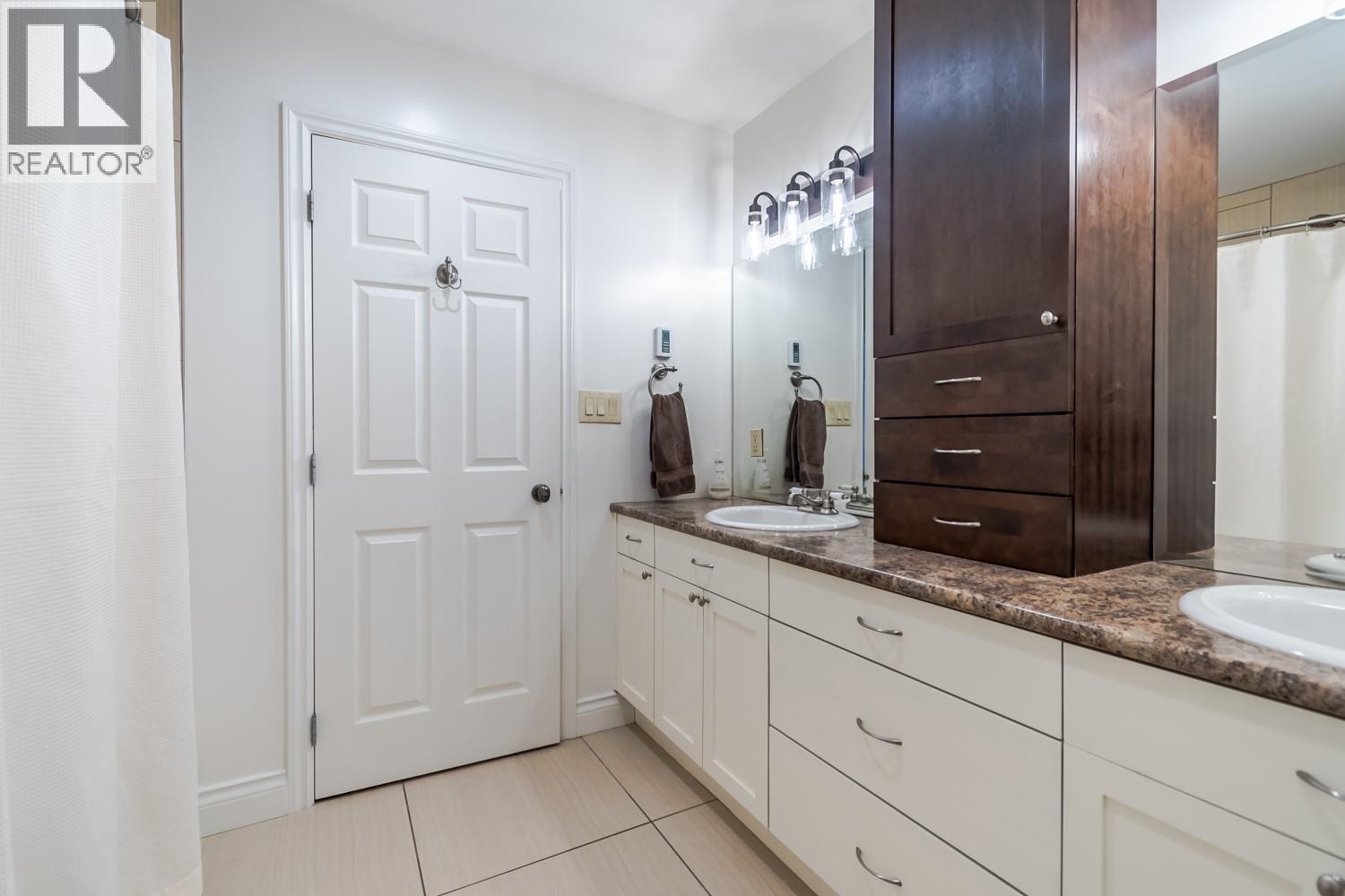 692 Summers Street - 19