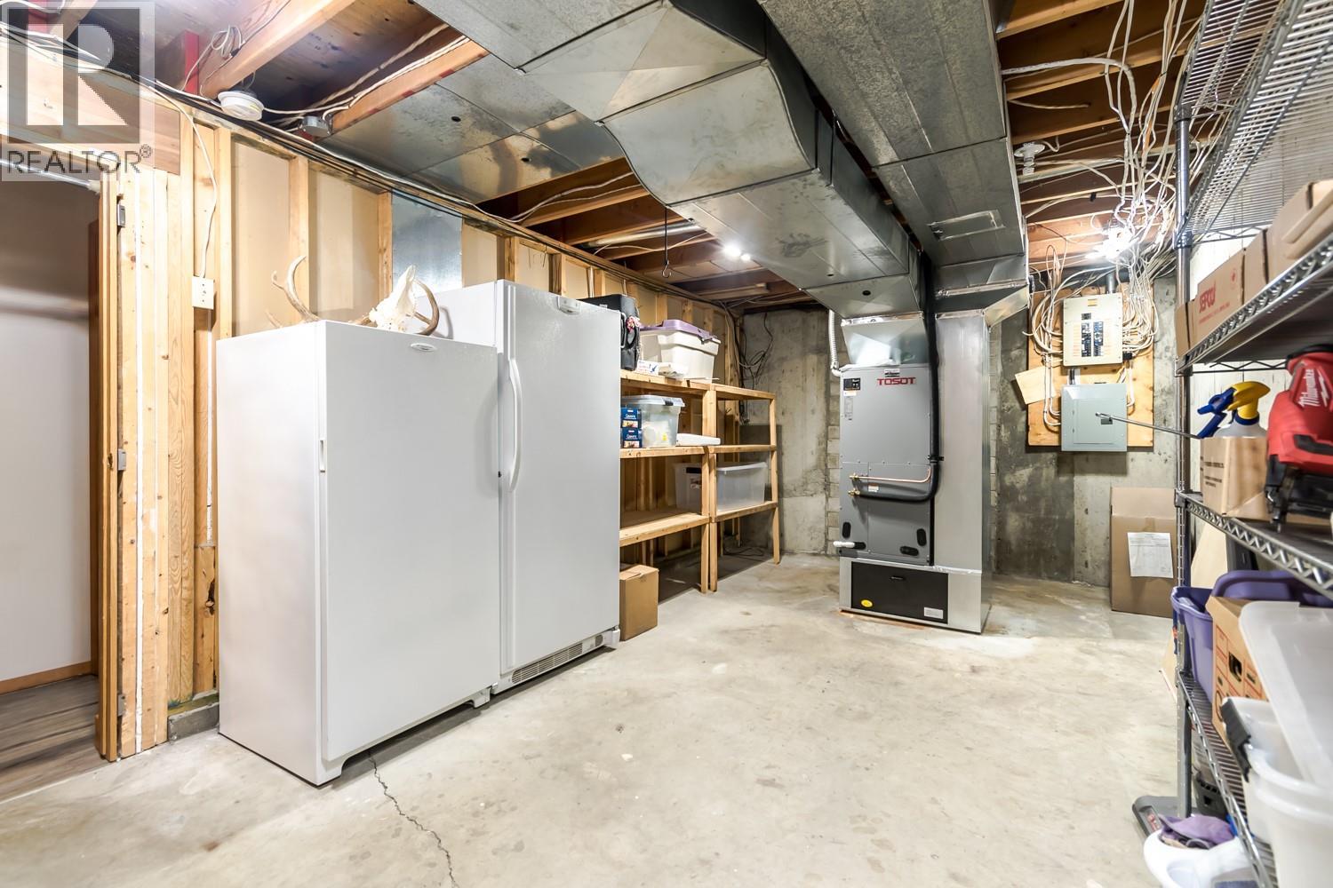 692 Summers Street - 33