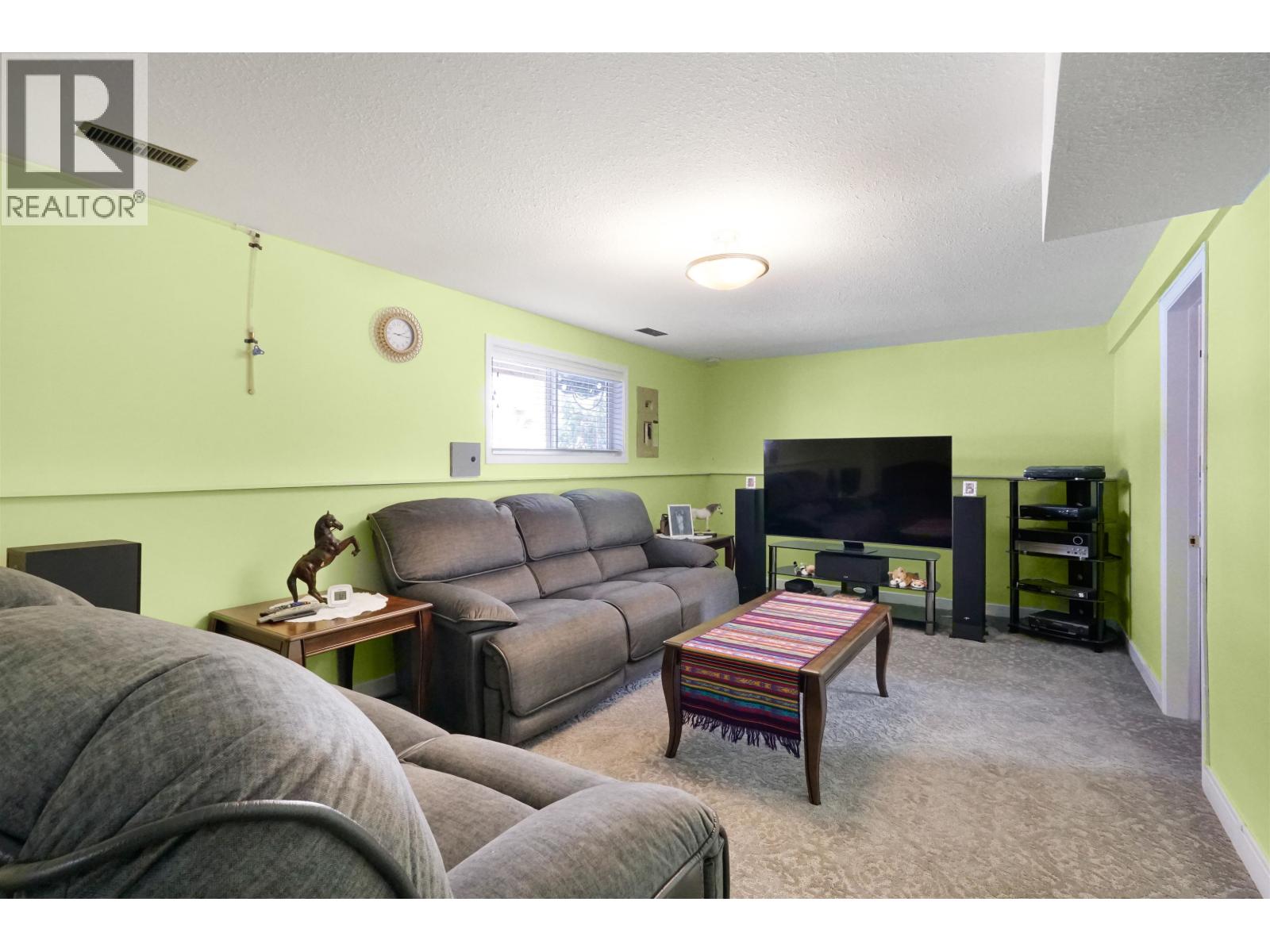 31 SPARKS AVENUE, Kitimat