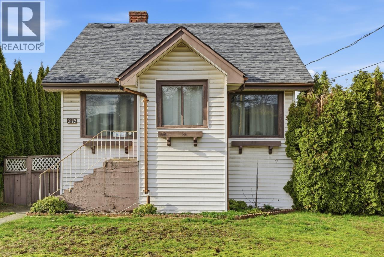 215 EIGHTH Avenue - photo 2