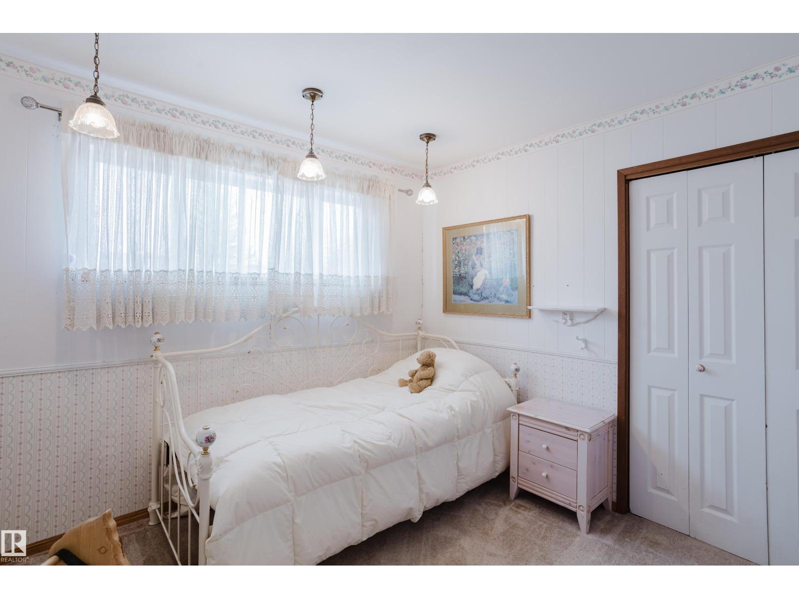 4212 ASPEN DR E NW, Edmonton