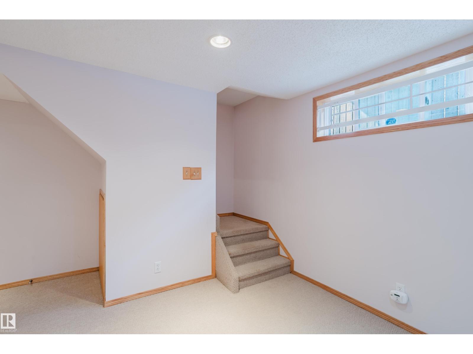 4212 ASPEN DR E NW, Edmonton