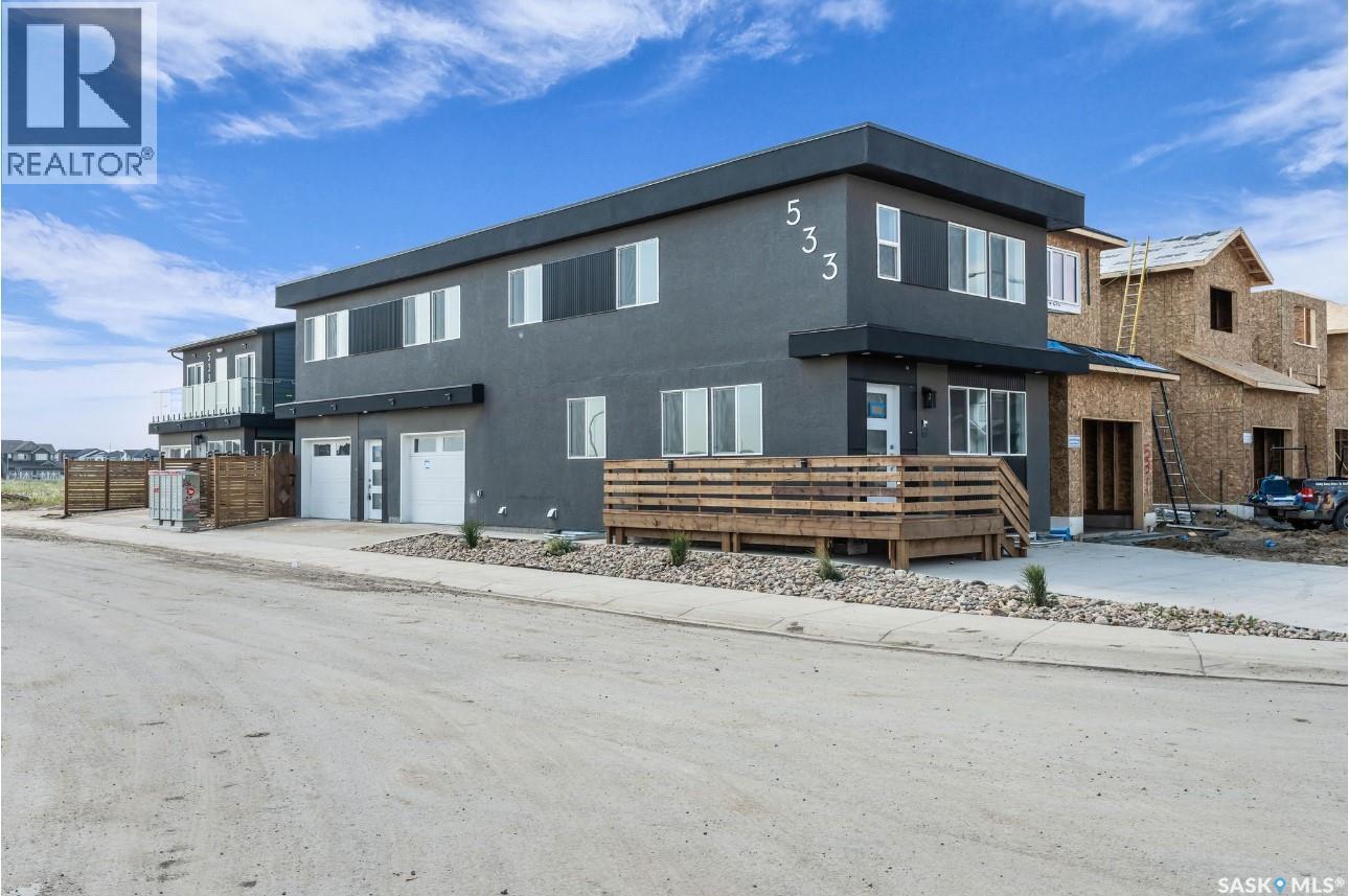 533 SHARMA CRESCENT - 1