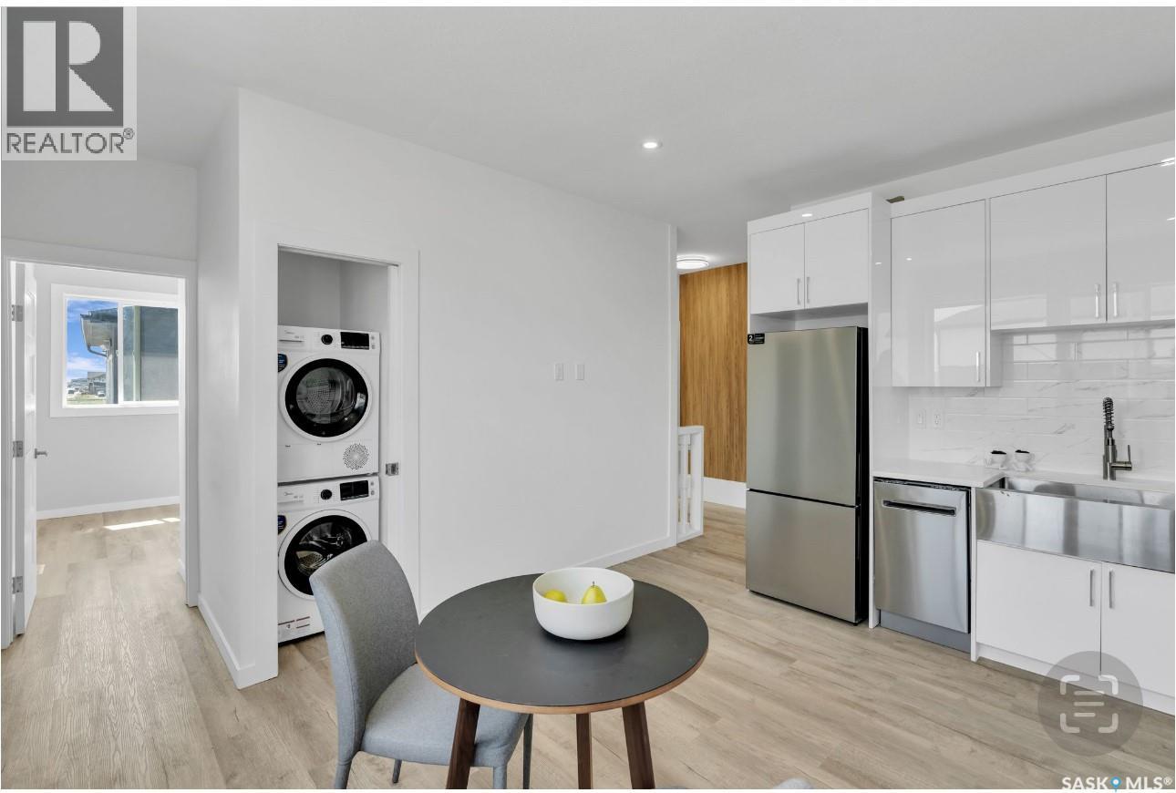 533 SHARMA CRESCENT - 17