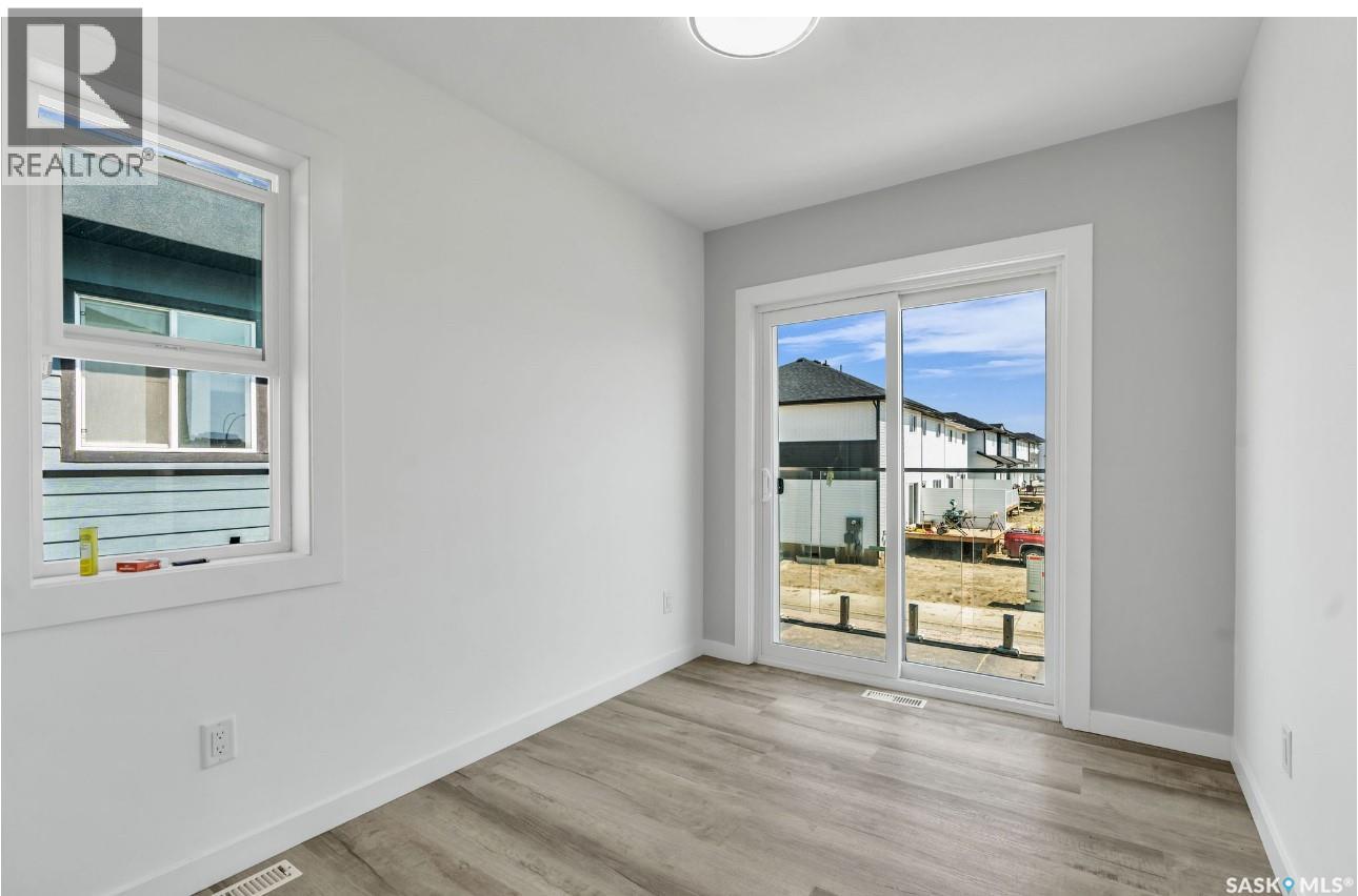 533 SHARMA CRESCENT - 39