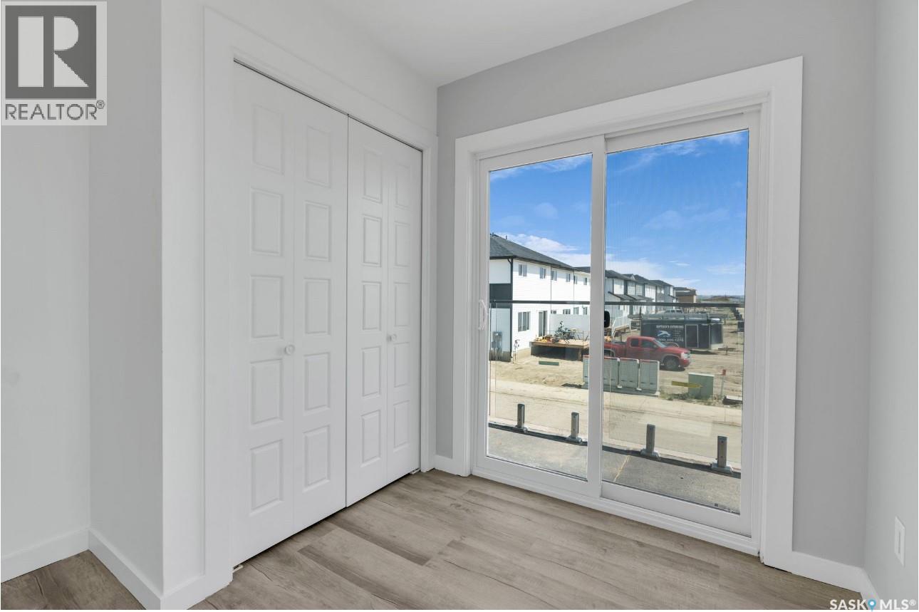 533 SHARMA CRESCENT - 40