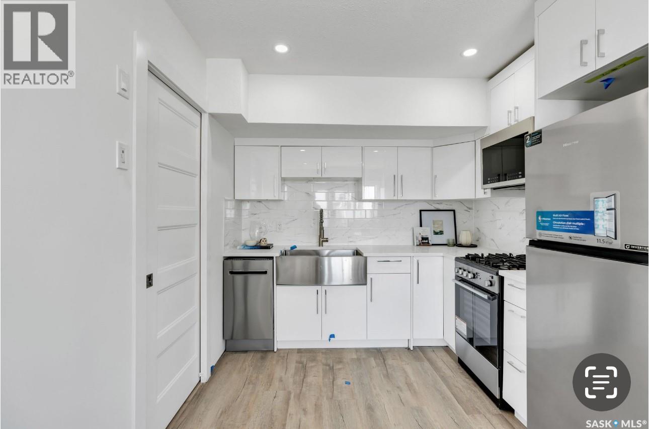 533 SHARMA CRESCENT - 43