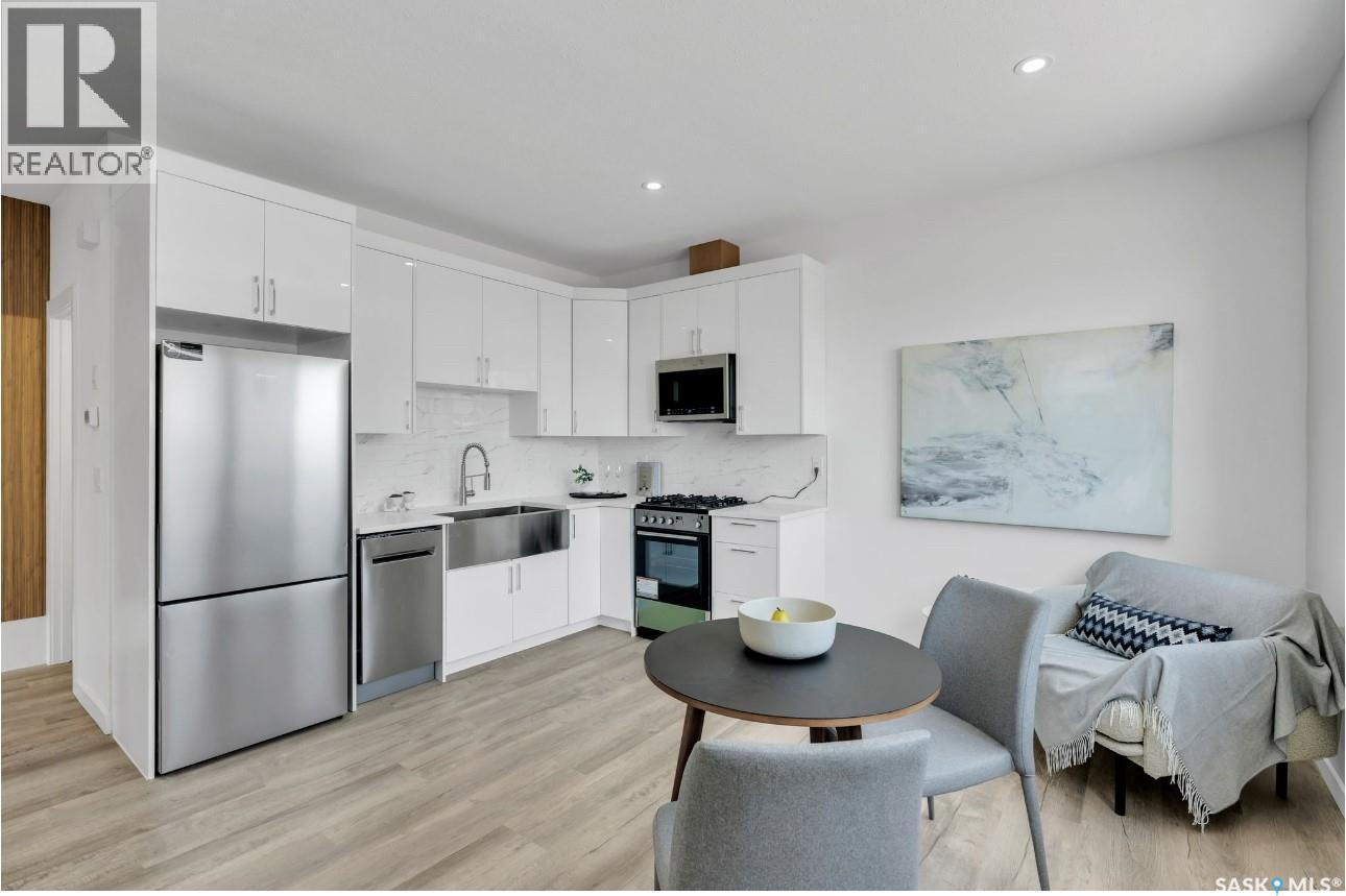 533 SHARMA CRESCENT - 5