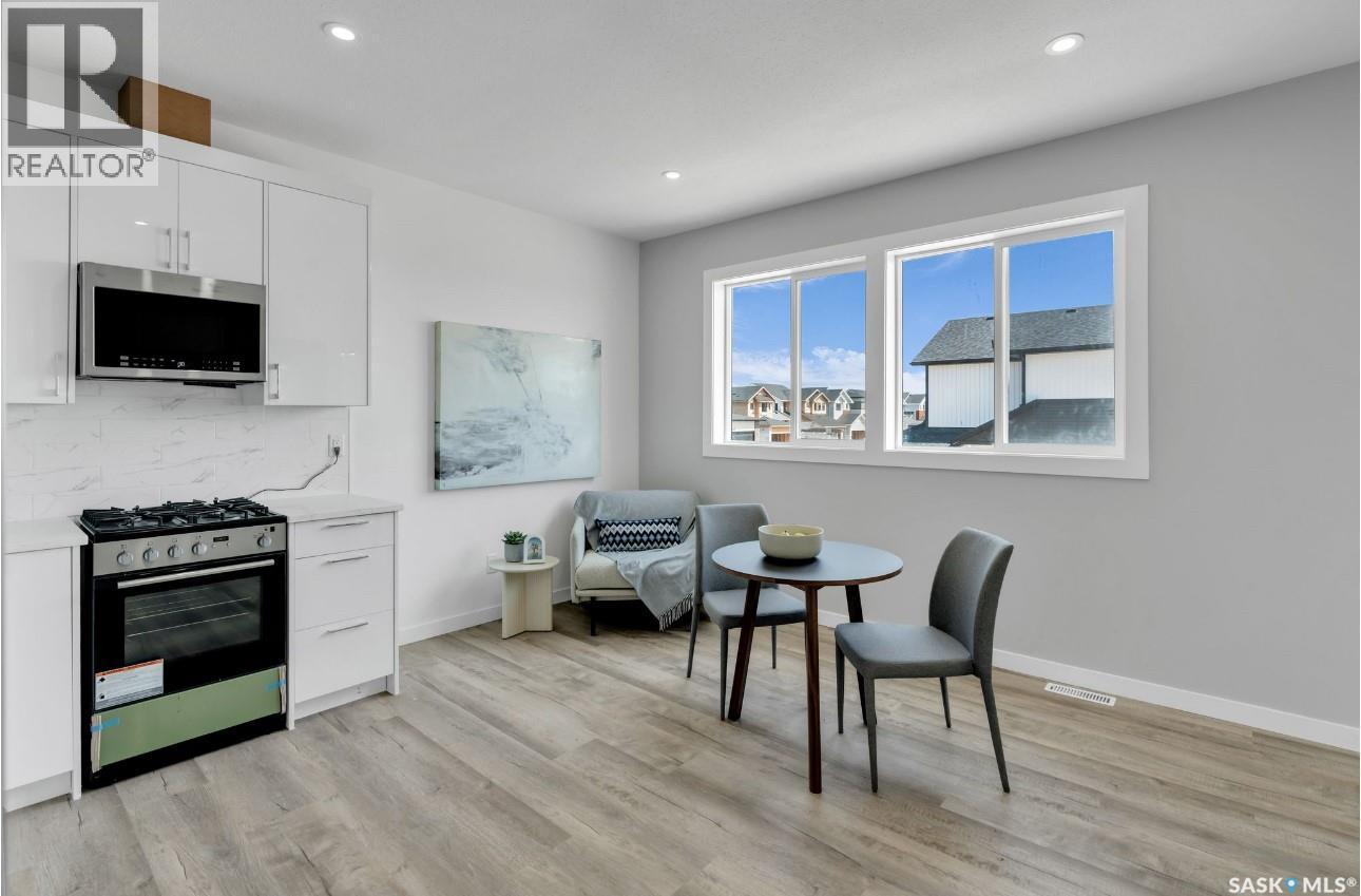 533 SHARMA CRESCENT - 8