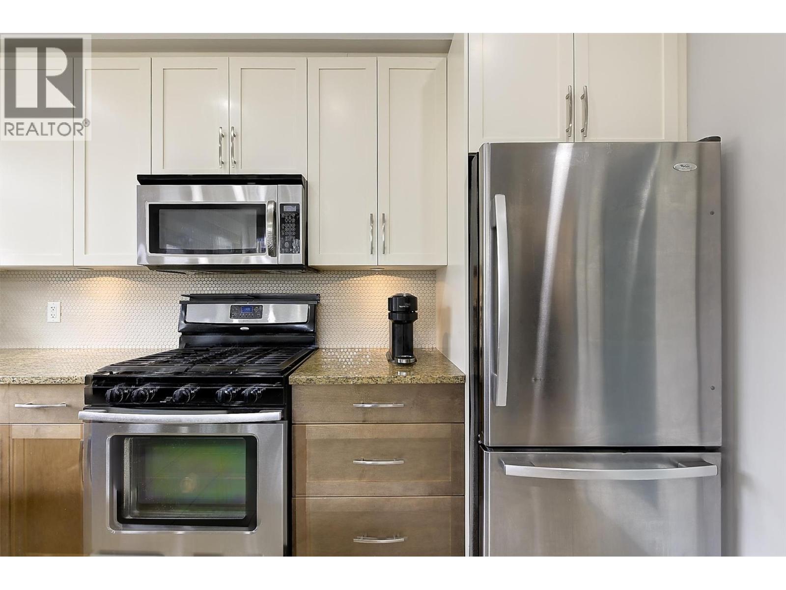 12850 Stillwater Court Unit# 6, Lake Country