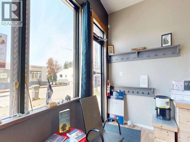 4566 MARINE AVE, Powell River