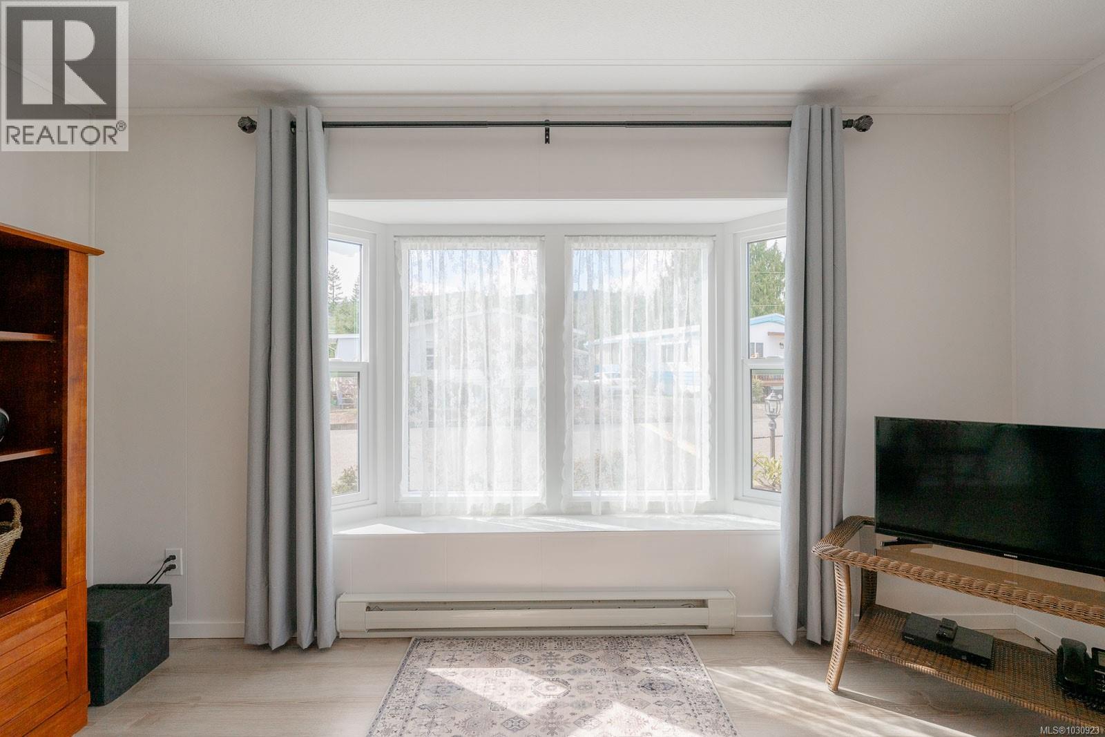 #27 10980 WESTDOWNE RD - 16