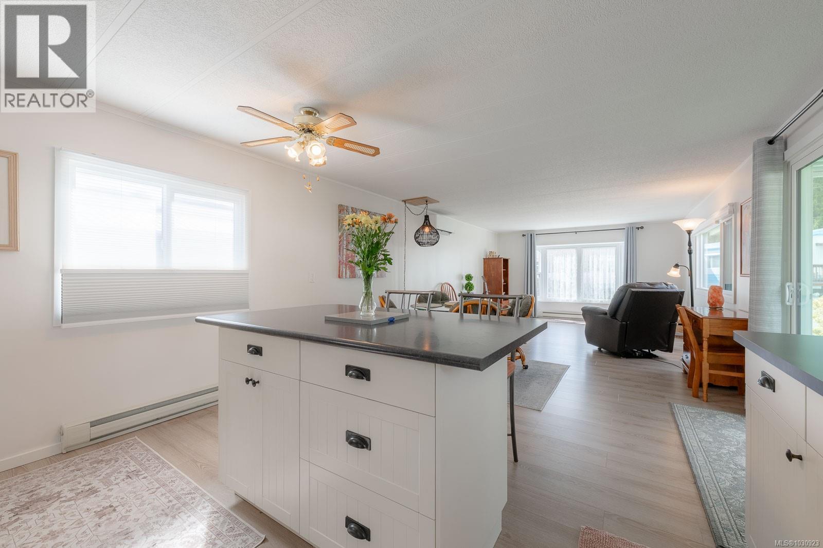 #27 10980 Westdowne Rd - 9