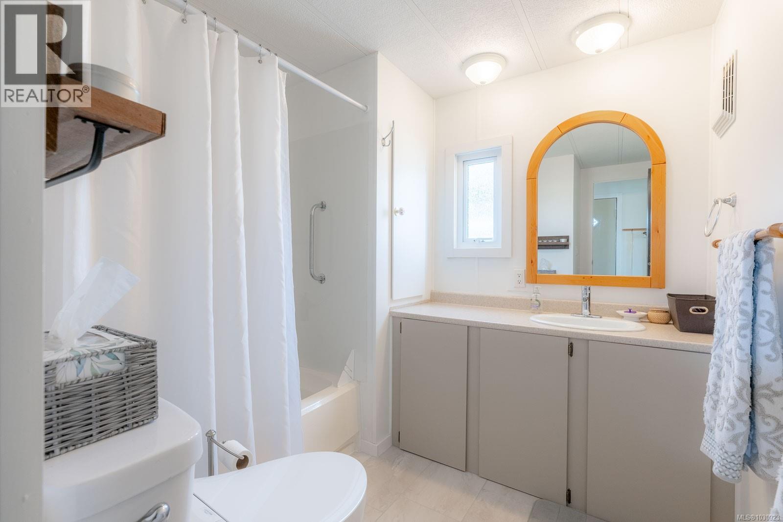 #27 10980 Westdowne Rd - 21