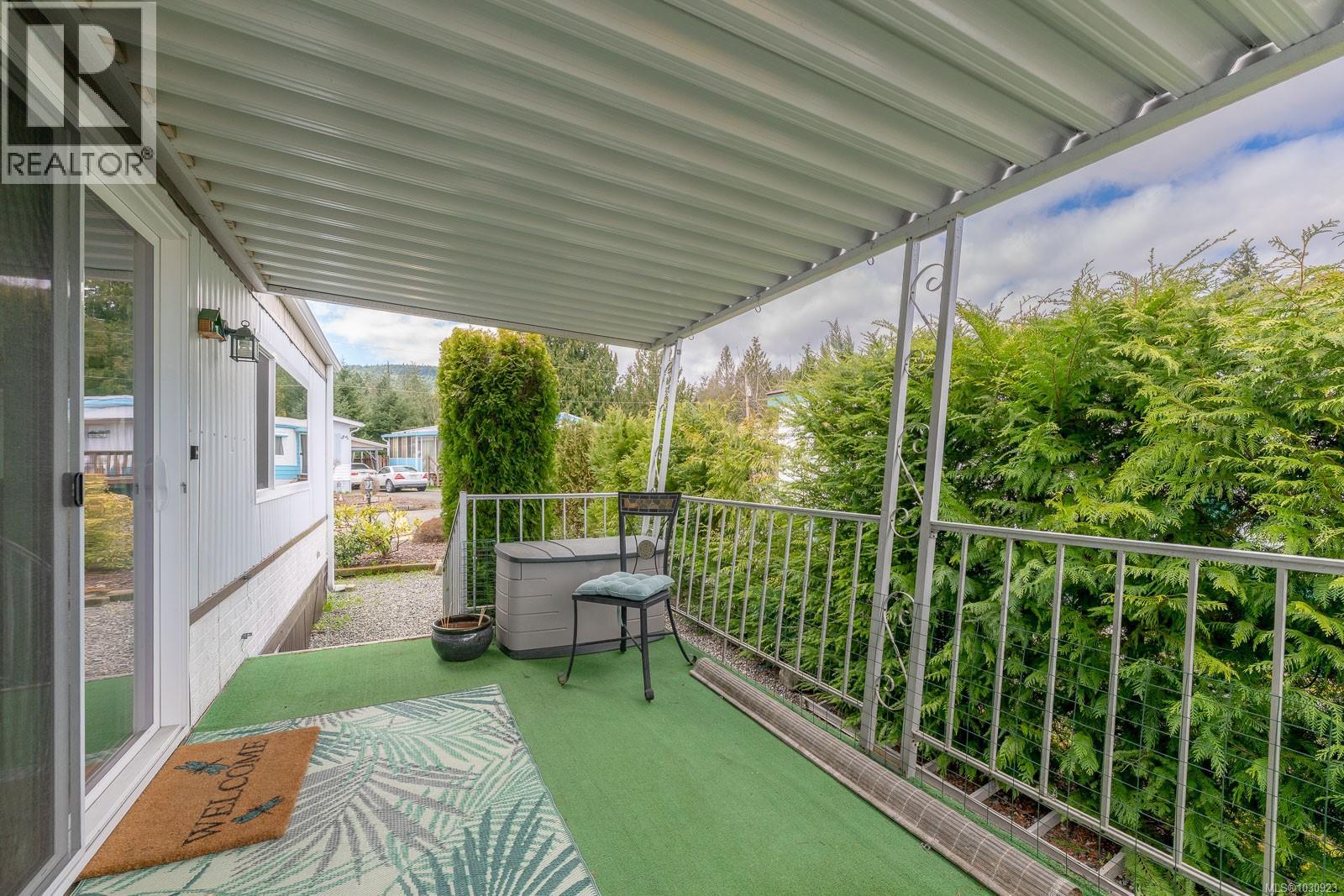 #27 10980 WESTDOWNE RD - 32