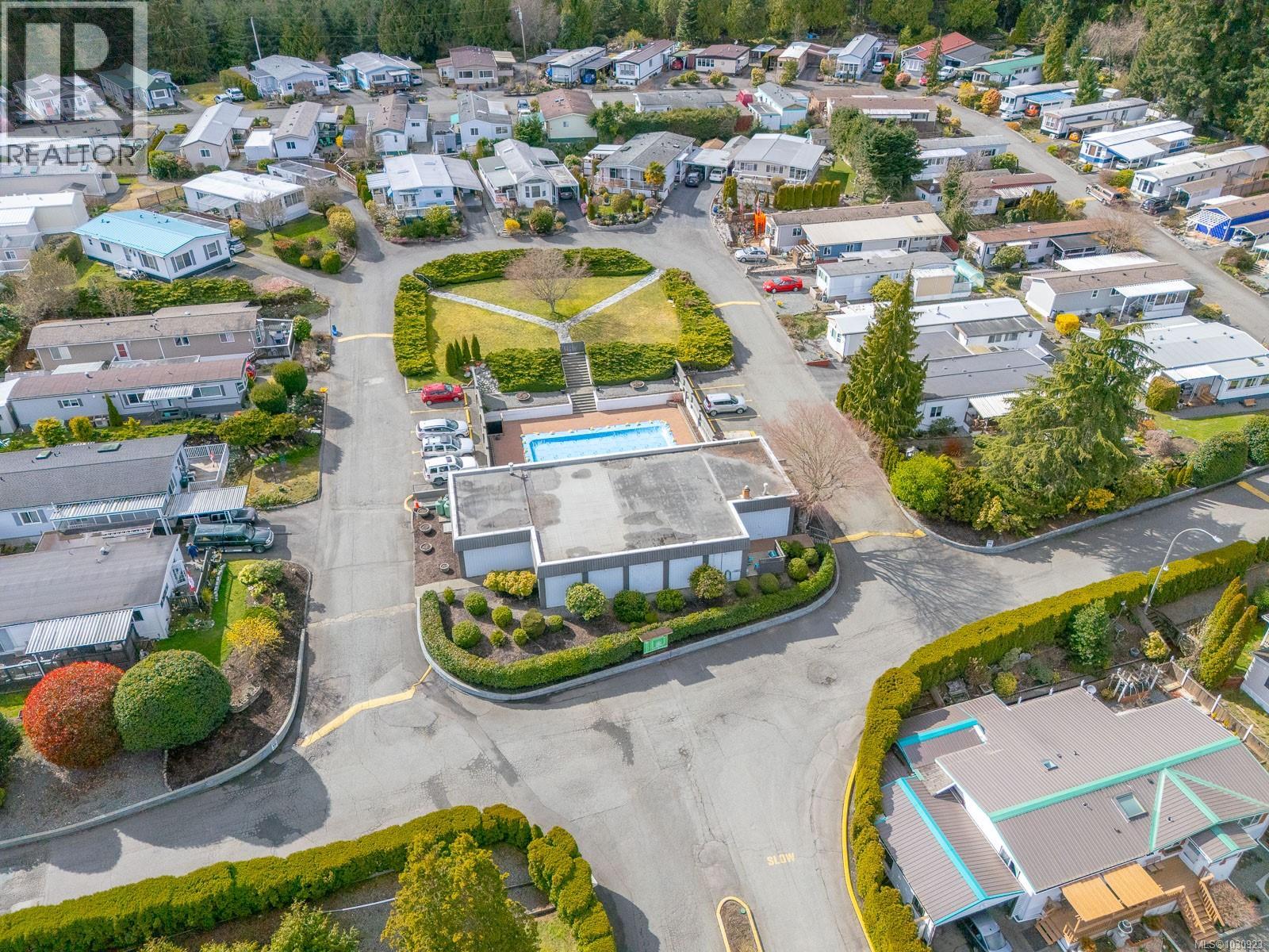 #27 10980 Westdowne Rd - 45