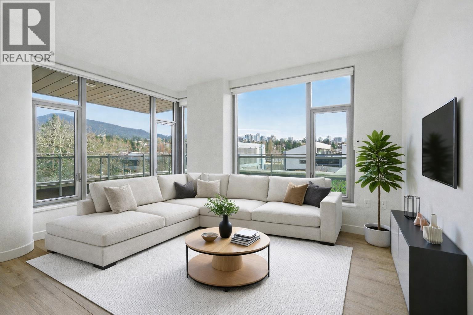 312 755 HARBOURSIDE DRIVE, North Vancouver