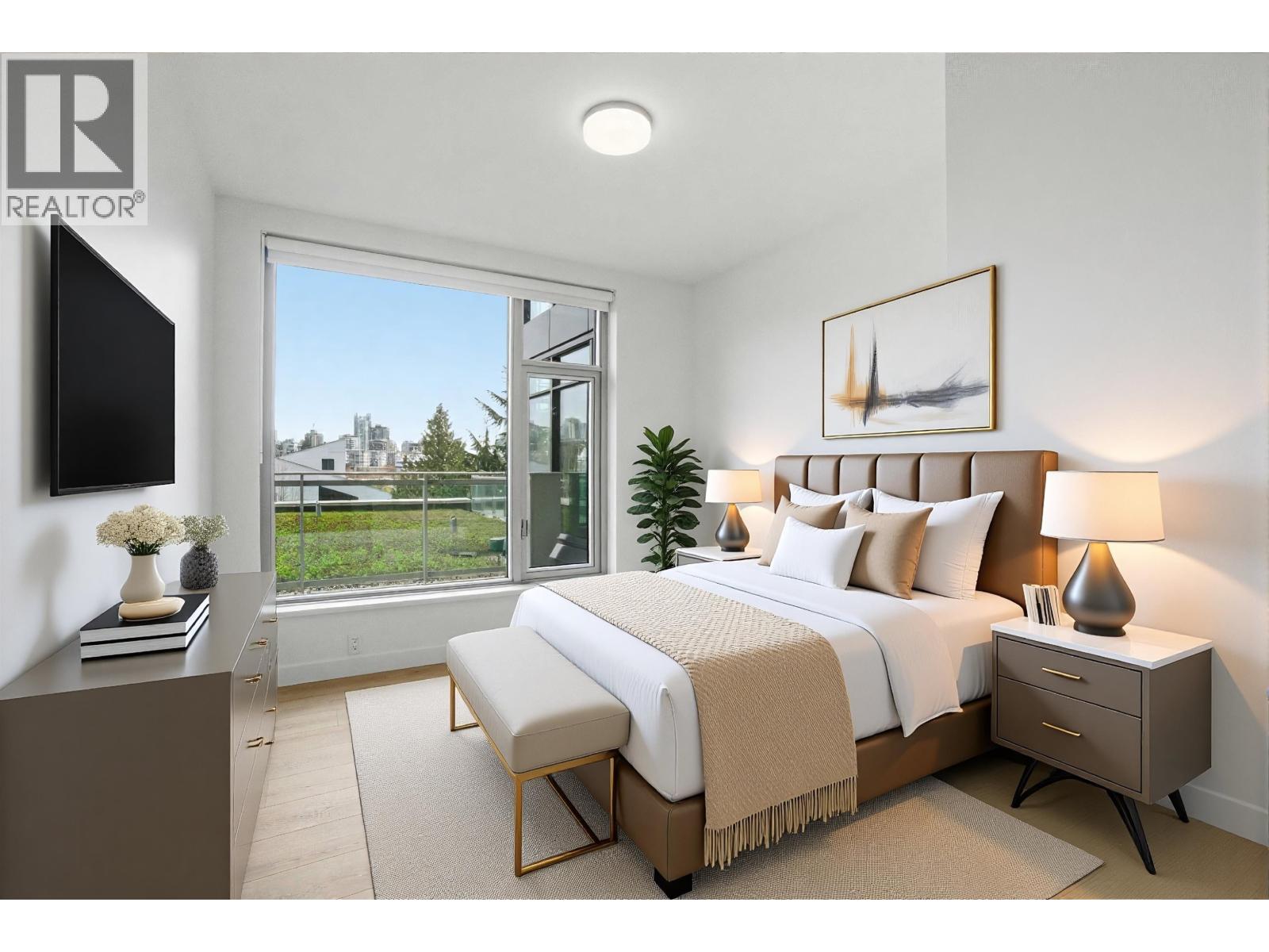 312 755 HARBOURSIDE DRIVE, North Vancouver