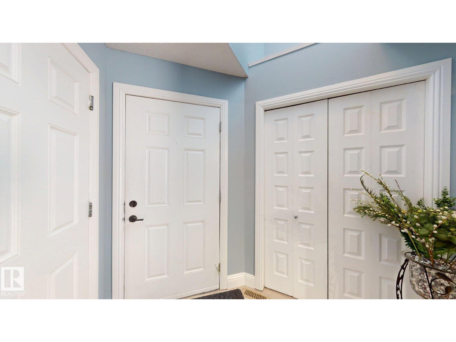 3613 11 ST NW, Edmonton