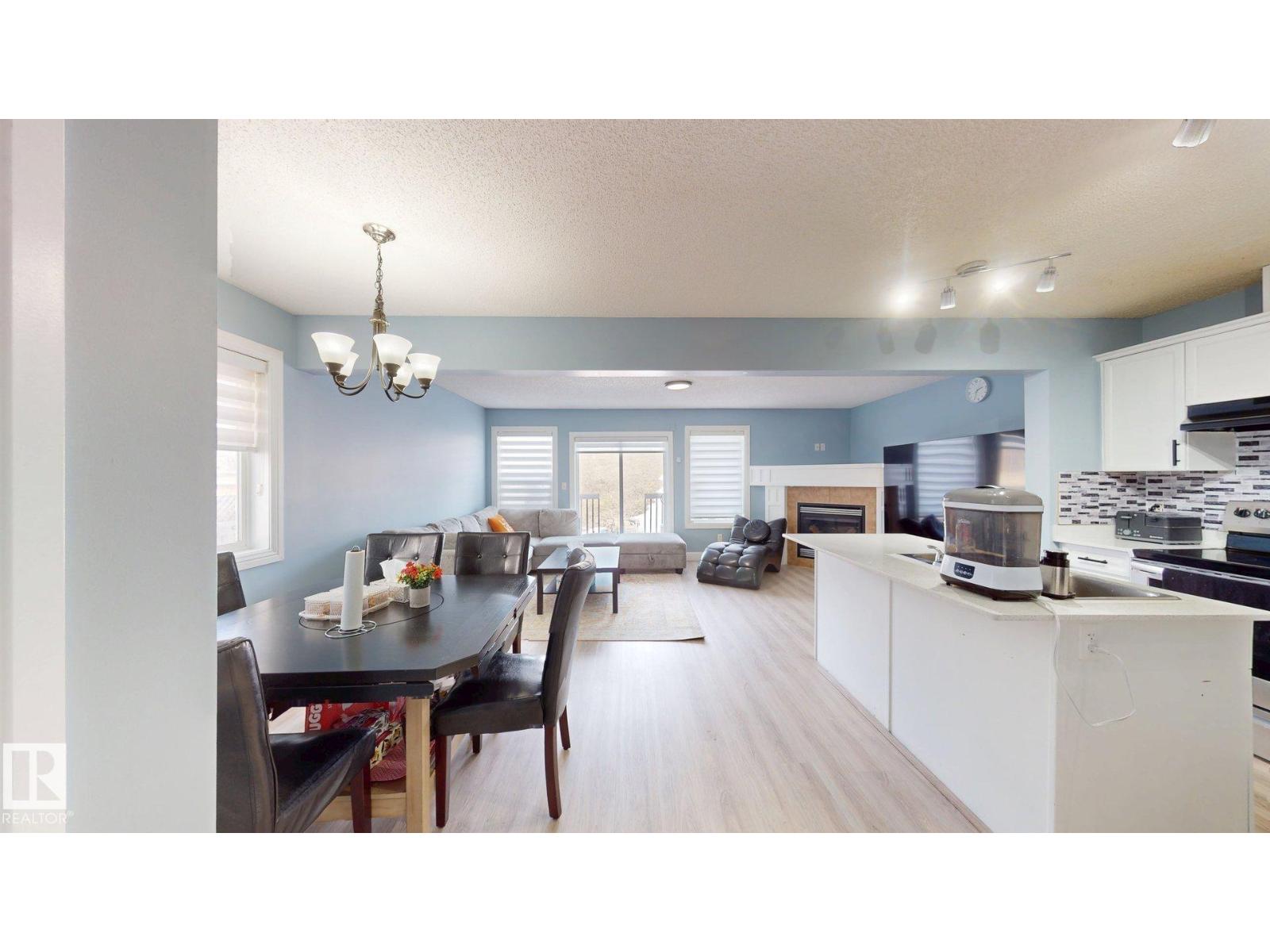 3613 11 ST NW, Edmonton