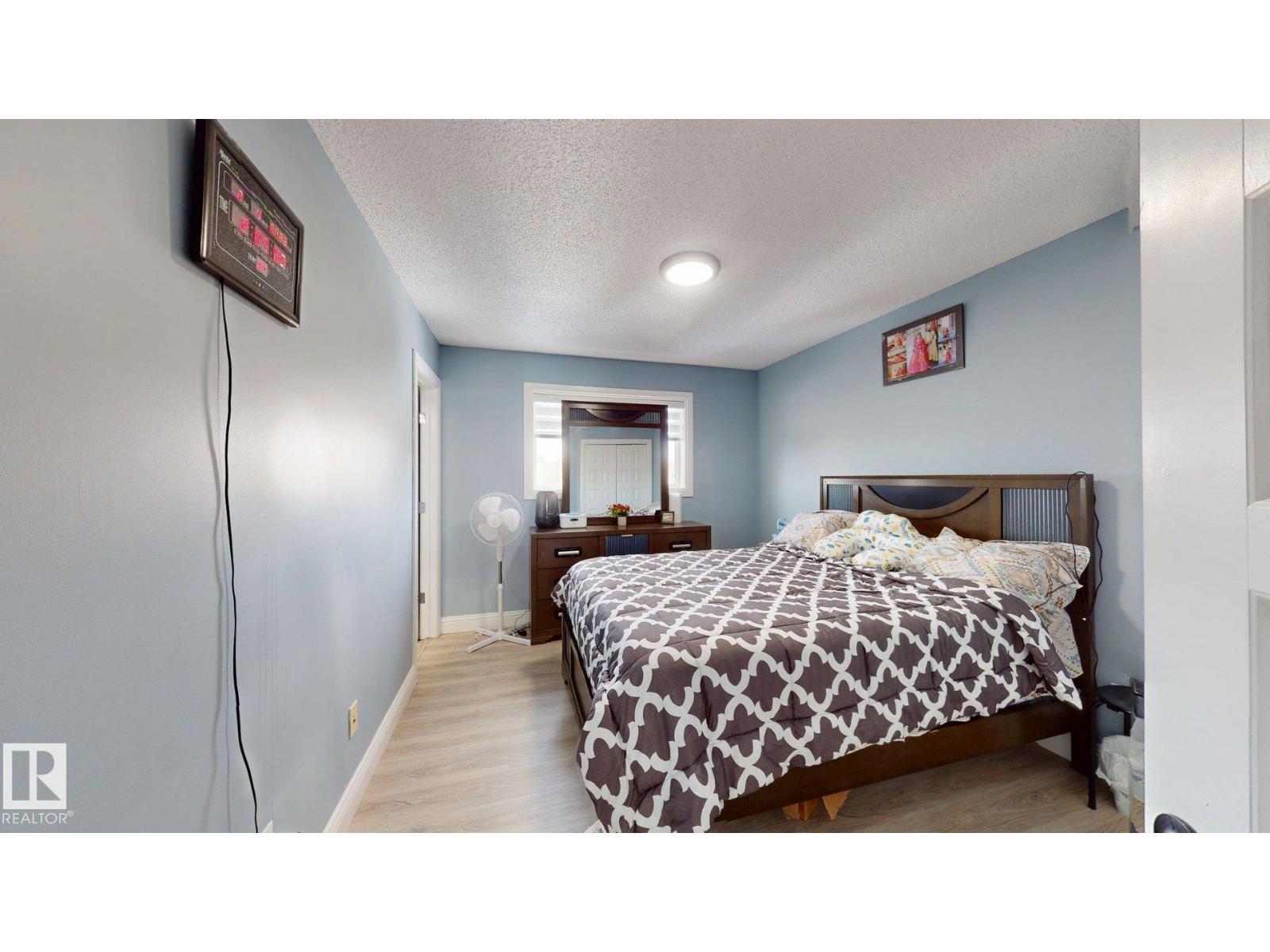 3613 11 ST NW, Edmonton