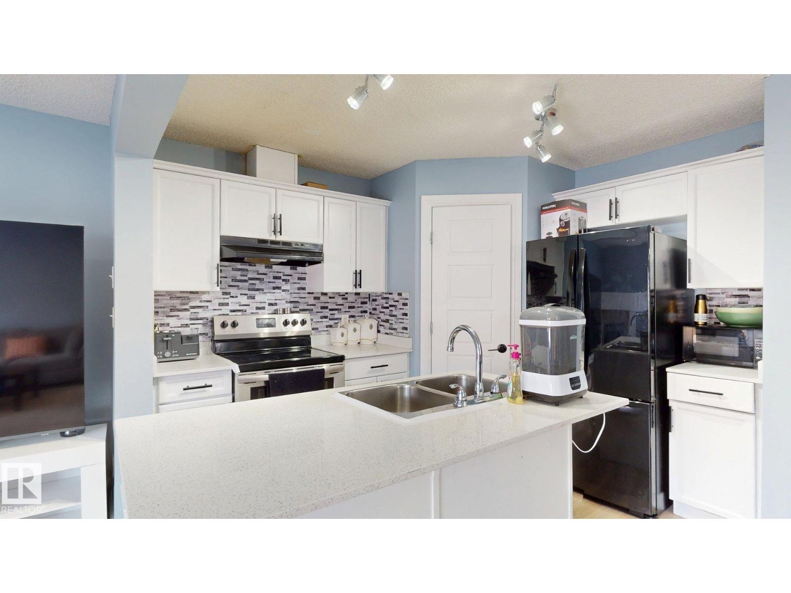 3613 11 ST NW, Edmonton