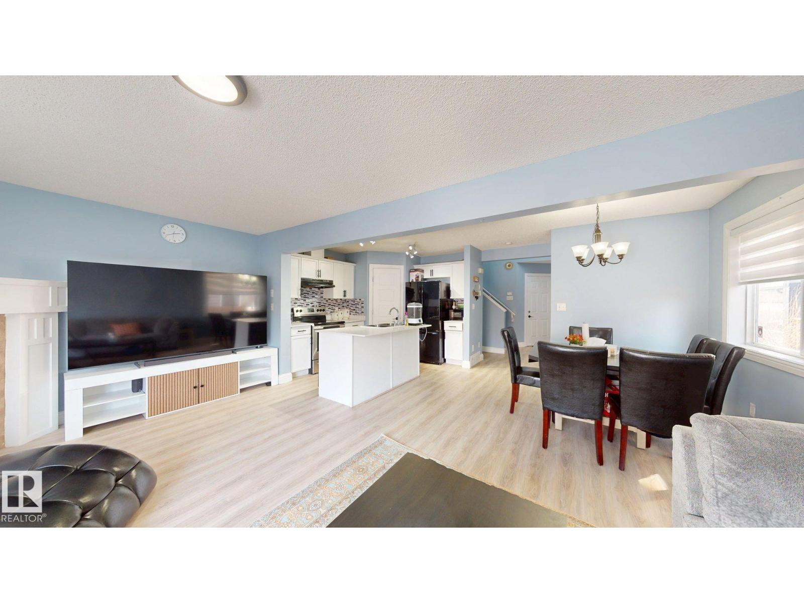 3613 11 ST NW, Edmonton