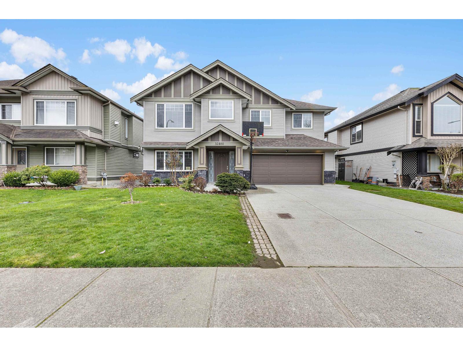 32460 MITCHELL Avenue - main photo