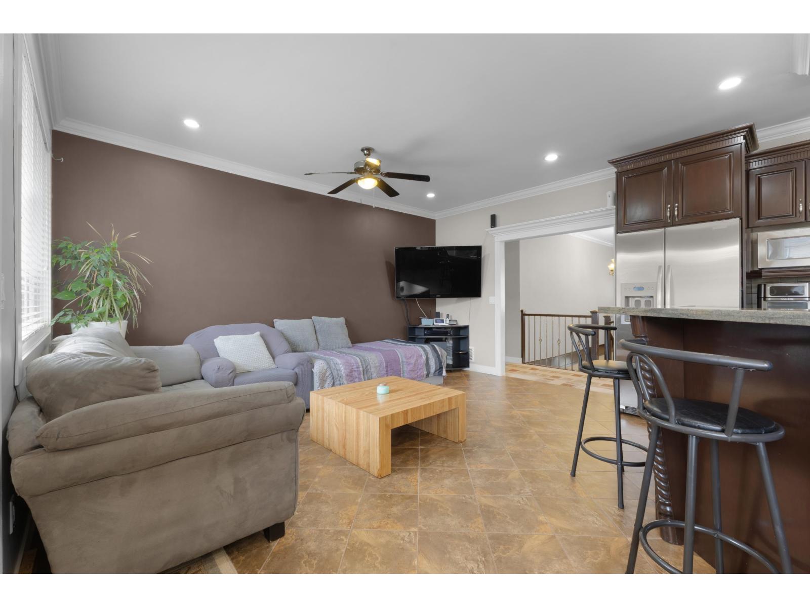 32460 MITCHELL AVENUE, Mission