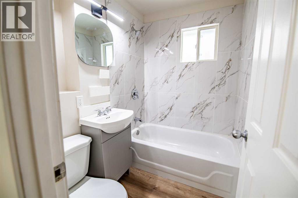 3725 45 Street, Red Deer