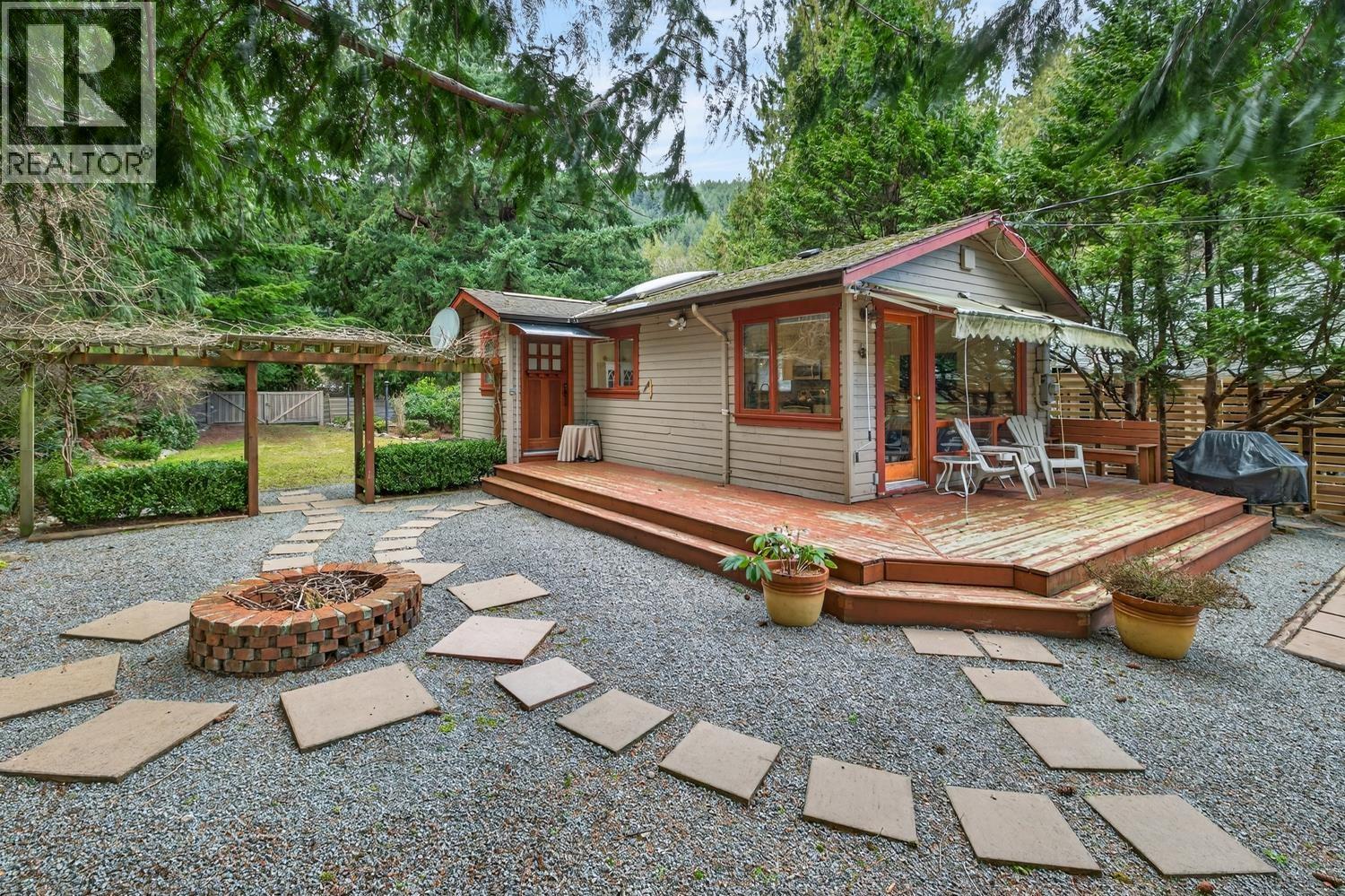 1309 OCEANVIEW ROAD, Bowen Island