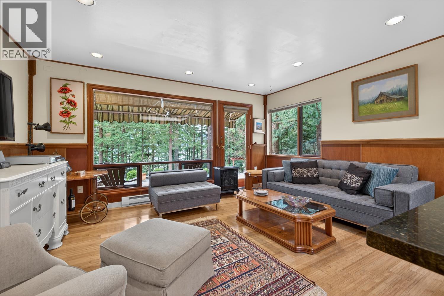 1309 OCEANVIEW ROAD, Bowen Island