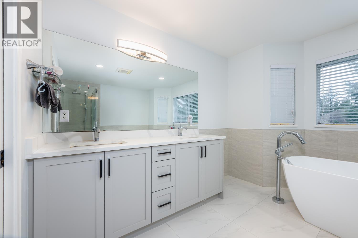 418 BALFOUR DRIVE, Coquitlam