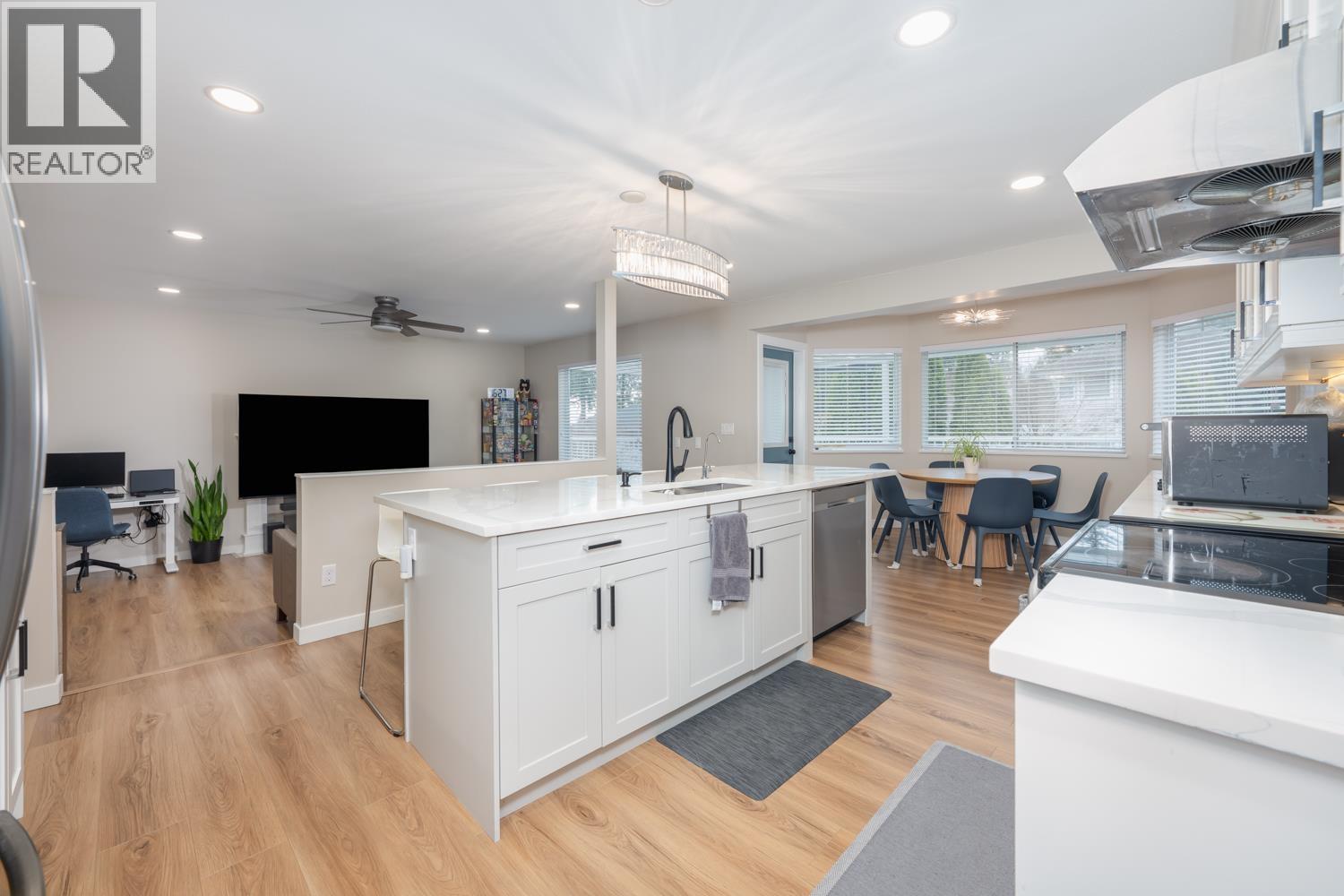 418 BALFOUR DRIVE, Coquitlam