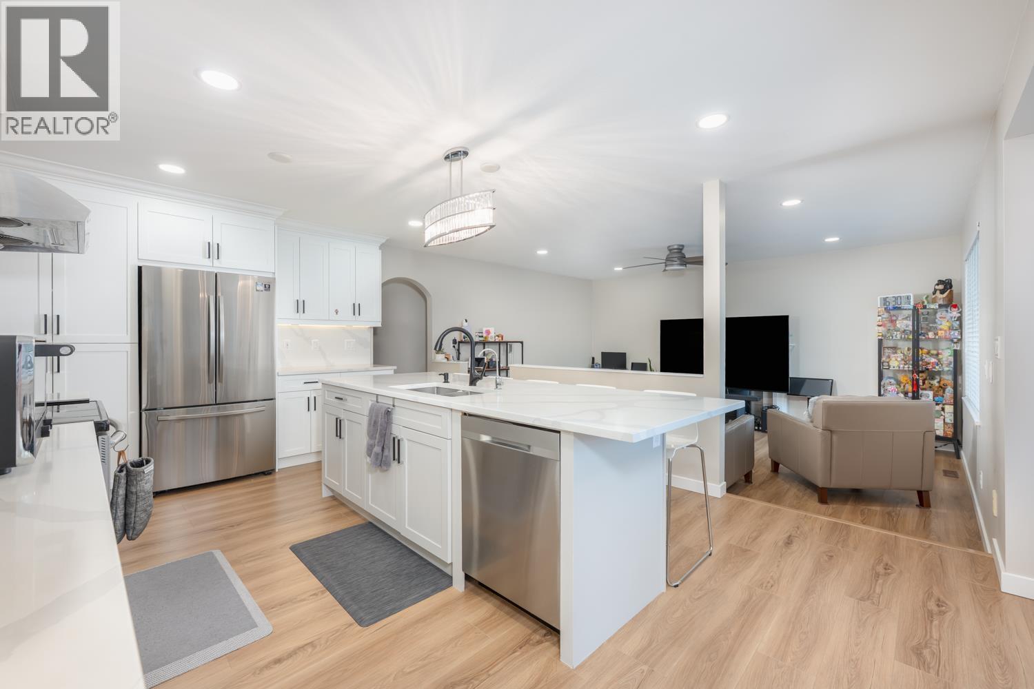 418 BALFOUR DRIVE, Coquitlam