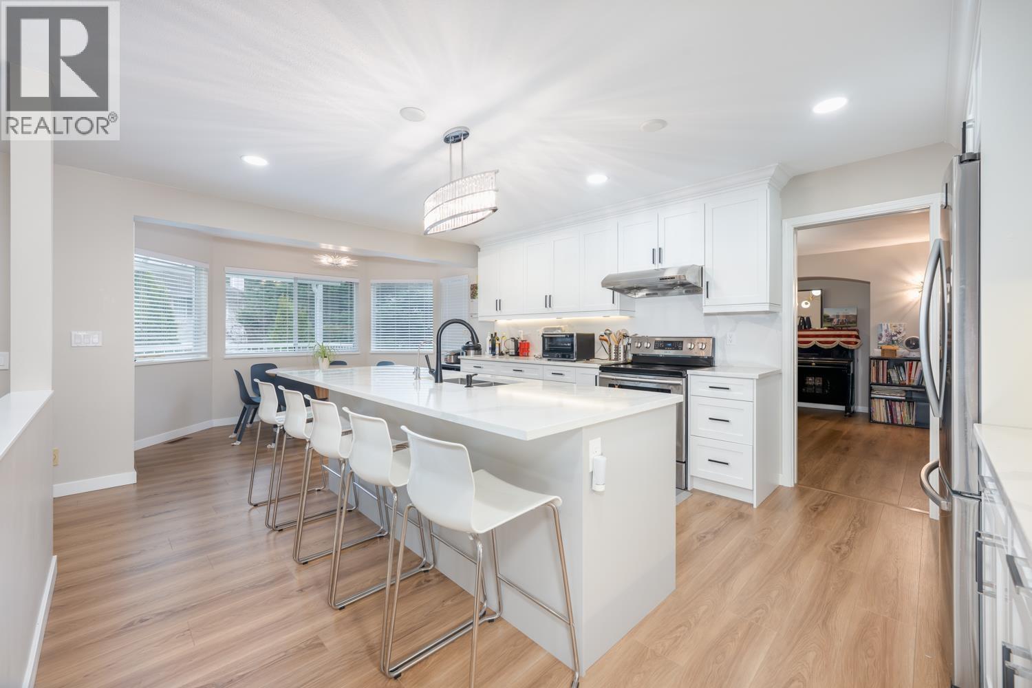 418 BALFOUR DRIVE, Coquitlam