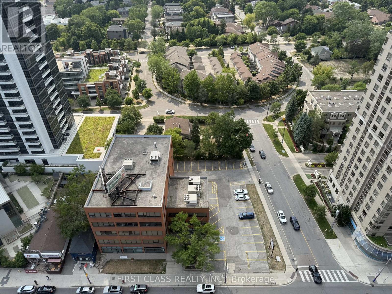 2502 - 5 NORTHTOWN WAY