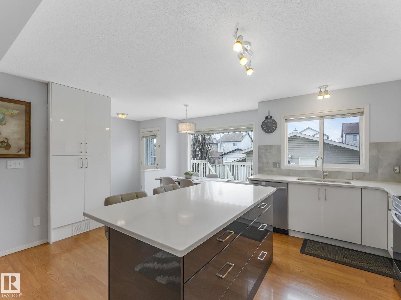 17 SUMMERTON LD, Sherwood Park