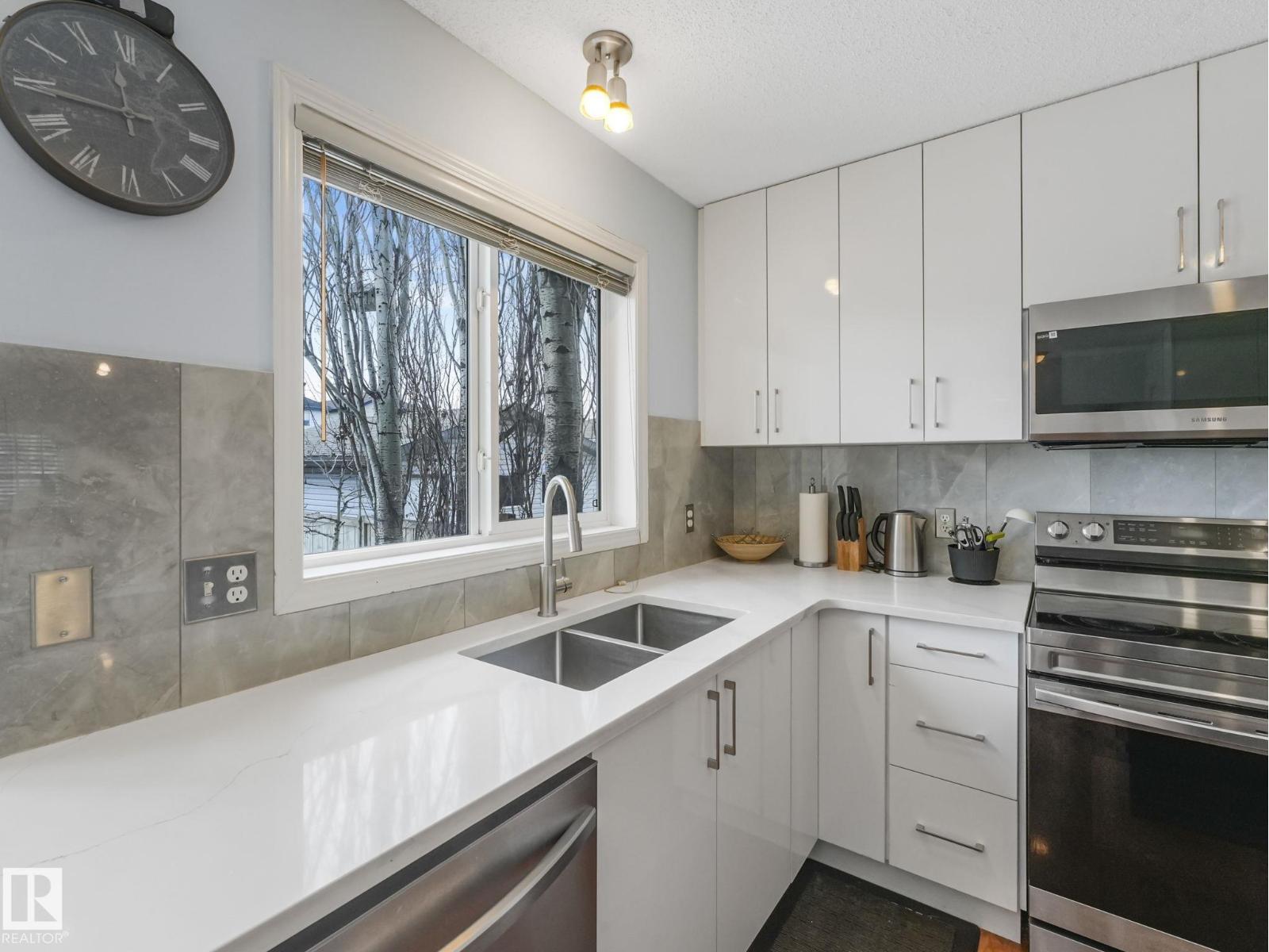 17 SUMMERTON LD, Sherwood Park